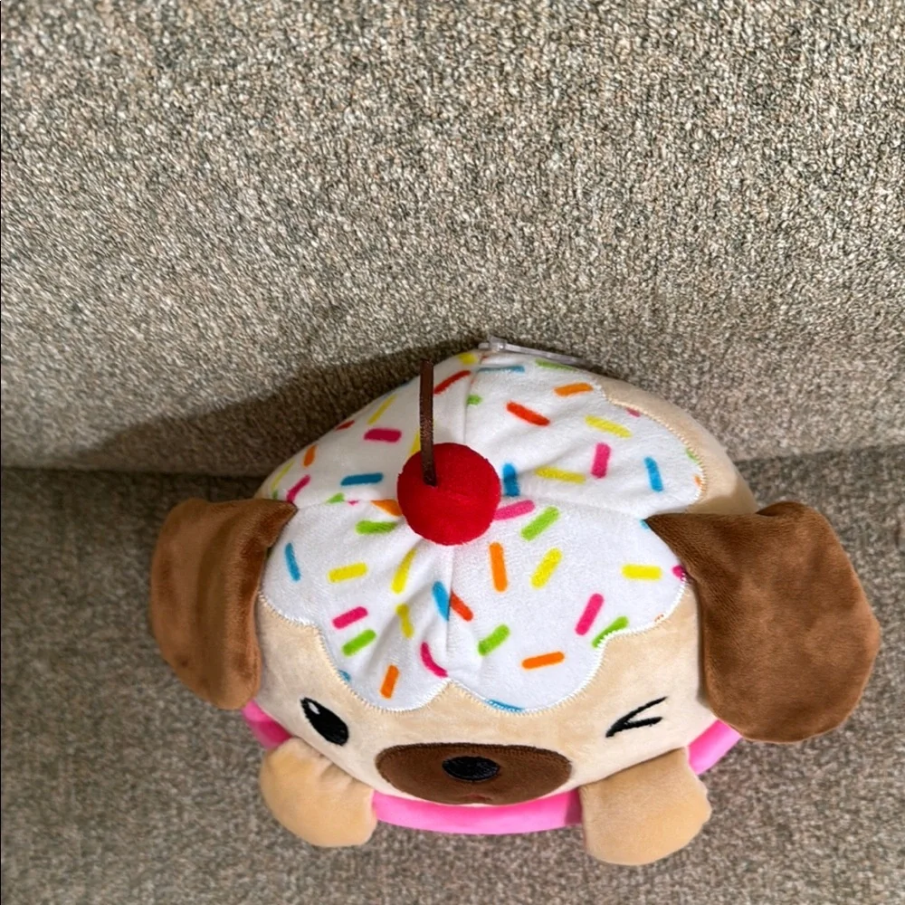 Squishmallow Winking Puppy Dog Cupcake Plush Birthday Cherry Stuffed Toy